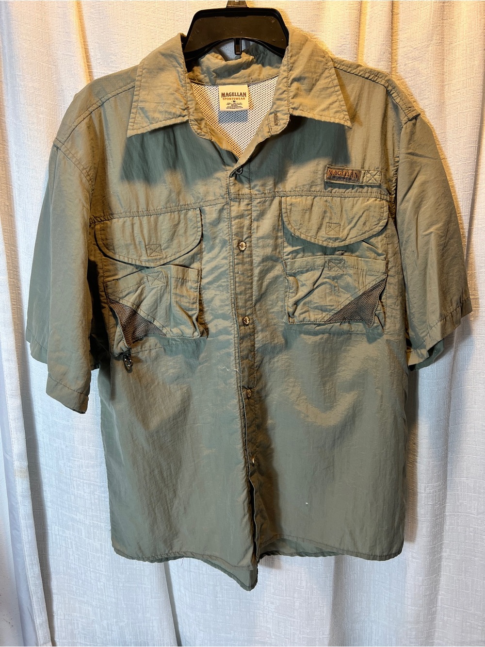 Magellan Outdoors Olive Short-Sleeve Fishing Shirt Jacket SIZE MEDIUM